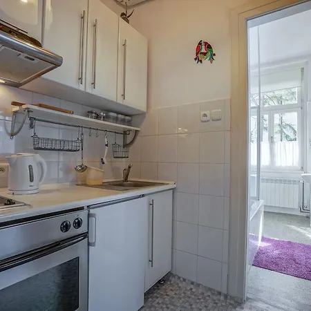 Apartament Chimera Διαμέρισμα *